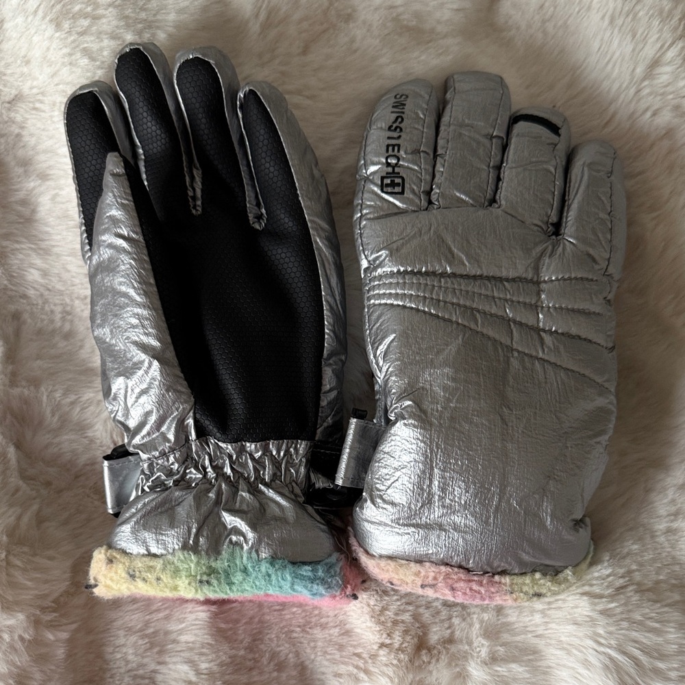 Silver Insulated Gloves with Rainbow Trim. Youth S/M. Used once. Excellent consi